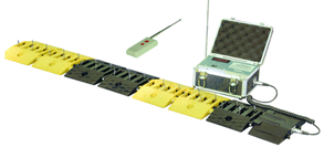 無線便攜式遙控破胎器廠家,富順縣成輝全自動破胎釘送貨上門-中國棉花采摘機交易網(wǎng)